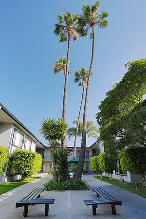 Ravencrest Apartments 1 — Photo 12