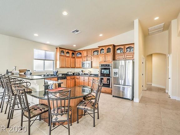 5th image of 124 Whitetail Archery Ave