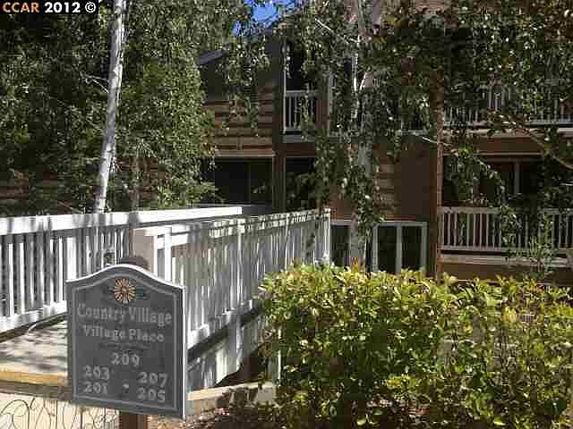 2nd image of 203 Village Pl