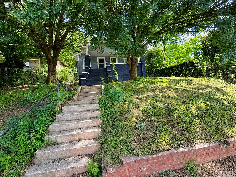 1444 E Lake Blvd — Photo 12