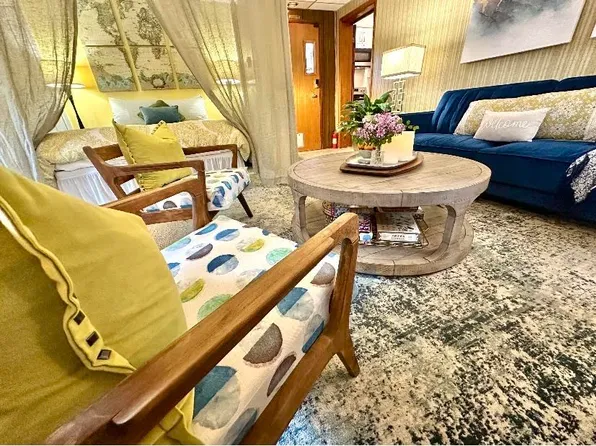 727 N 179th Pl, Shoreline, WA 98133