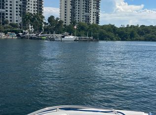 2001 N Ocean Boulevard #301, Boca Raton, FL 33431