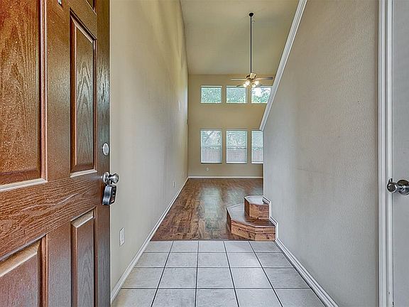 4th image of 10183 Wake Bridge Dr