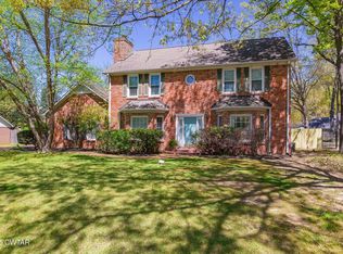 55 Hunters Creek Dr, Jackson, TN 38305