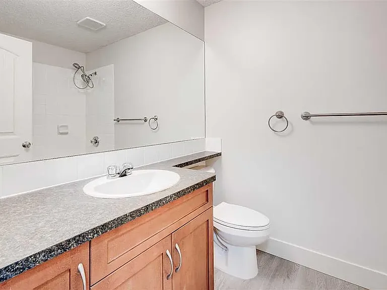 101 Village Hts SW #1 — Photo 20