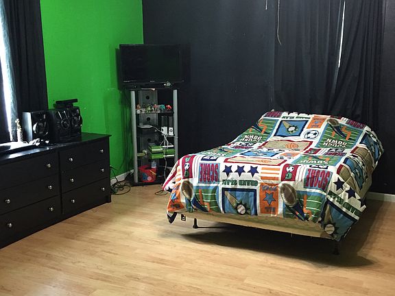2nd image of 432 Wyatt Avenue