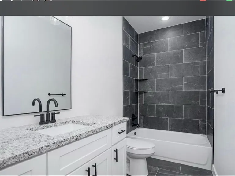 1262 S Birch Ave — Photo 10