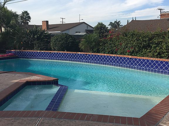 4th image of 1033 S Shasta St