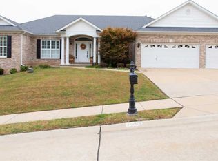 1006 Walnut Ter, Byrnes Mill, MO 63049