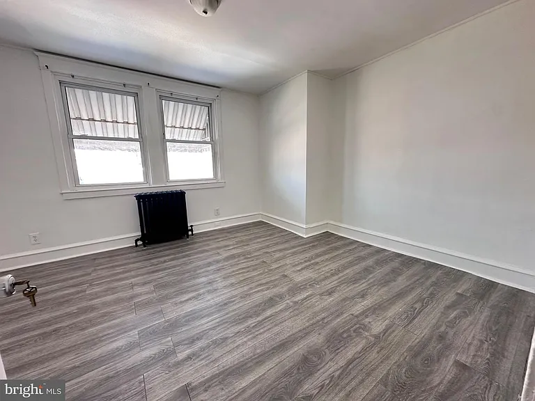 3948 Howland St — Photo 11