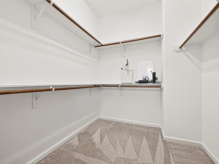 138 S Sawbridge Cir — Photo 30
