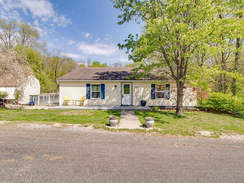 1st image of 1317 Papin Dr