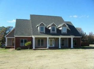 2995 Schaeffer Dr, Eads, TN 38028