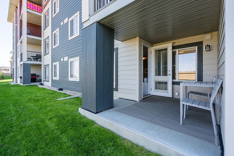 Edmonton Apartment for rent - 2 Bedrooms — photo 9