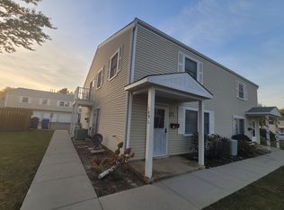 189 Robert Ct UNIT C, Bartlett, IL 60103