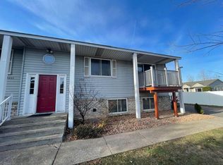 2557 Park St, Saint Paul, MN 55117