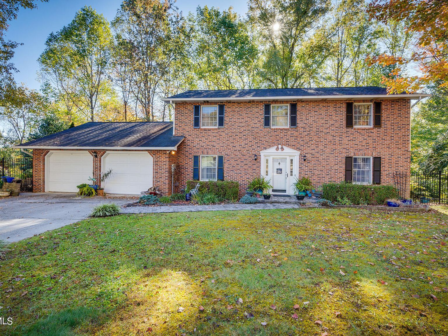 Strawberry　0612　★ 1615 Strawberry Ln, Johnson City, TN 37604 | Zillow