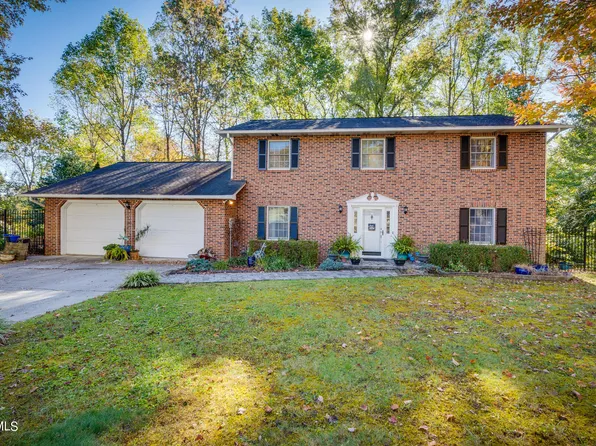 1615 Strawberry Ln, Johnson City, TN 37604