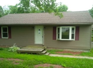 142 Madison Dr NE, Newark, OH 43055