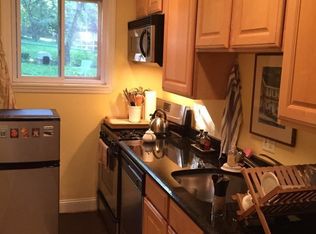 8315 Roanoke Ave APT 203, Takoma Park, MD 20912
