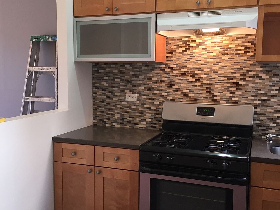 1st image of 433 Rogers Ave #15AD