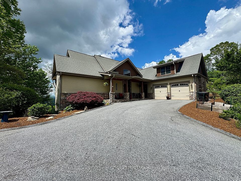 1st image of 851 Sunlight Ridge Dr