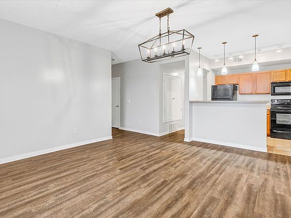 5th image of 203 S 26th Ave APT 6