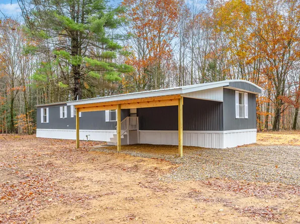 50760 8th Ave, Grand Junction, MI 49056