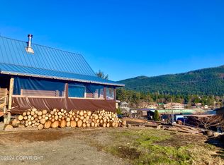 602 Cedar St, Craig, AK 99921