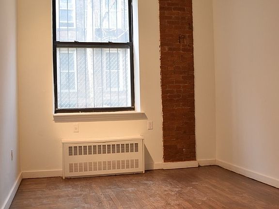 3rd image of 79 Clifton Pl APT 1D