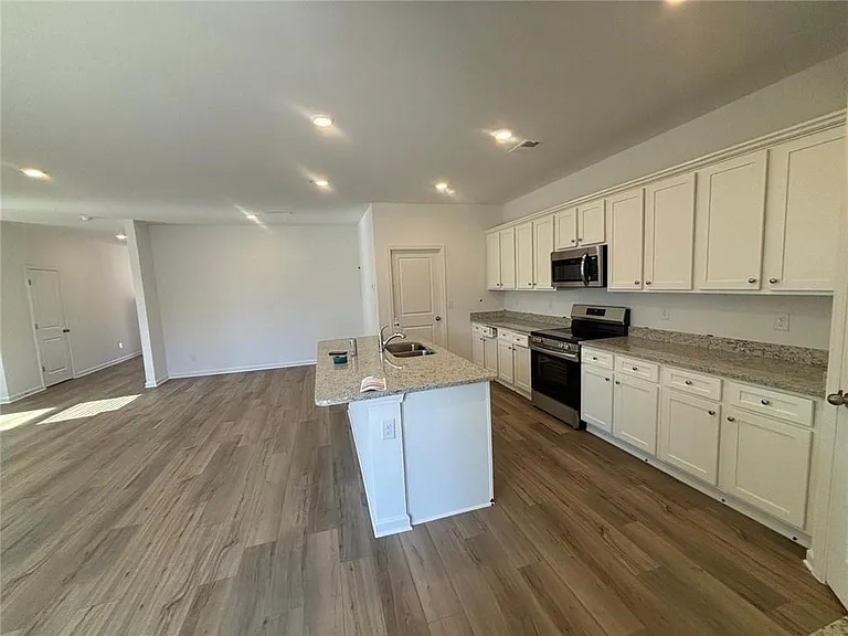 140 Red Maple Way — Photo 16