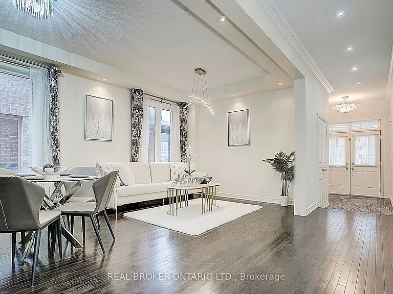 99 Henry Bauer Ave — Photo 6