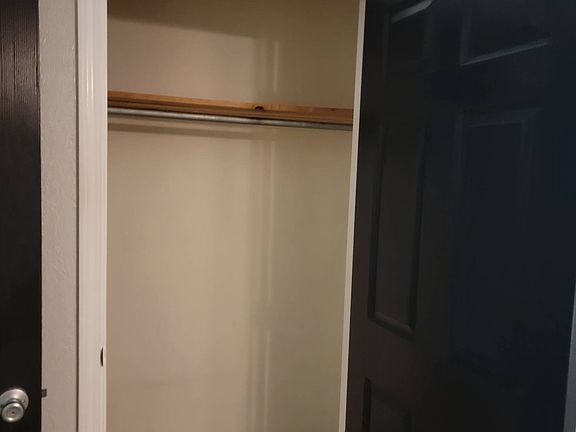 4th image of 312 Rosanne St