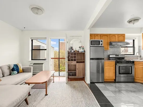 62 Rivington Street image 1 of 7