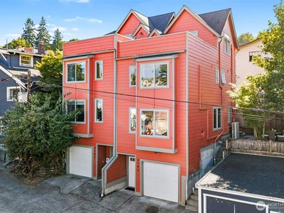 316 W Barrett Street #B, Seattle, WA, 98119