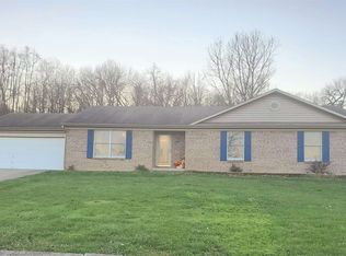 301 Candlelight Ln, Oolitic, IN 47451