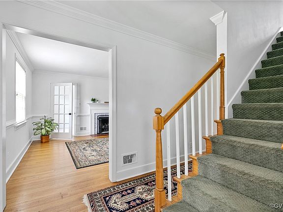 4th image of 1605 Westwood Ave