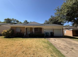 1812 W Birge St, Sherman, TX 75092