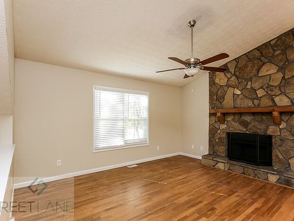 3rd image of 2789 Pine Meadow Dr
