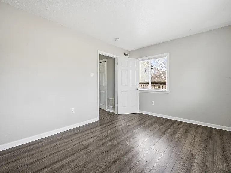City Studio Apartments — Photo 12