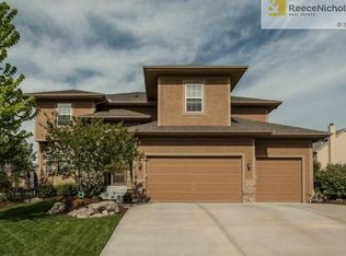 11274 S Belmont St, Olathe, KS 66061