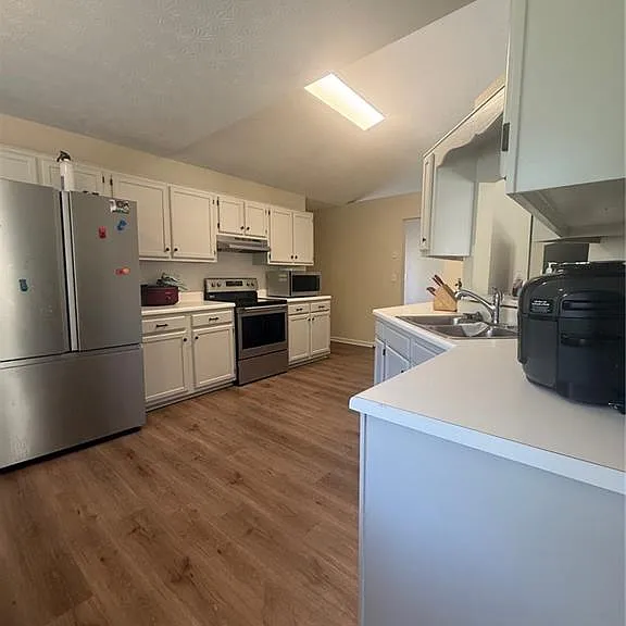 4197 Sterling Pointe Dr — Photo 5