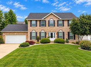 14 Grandbrook Blvd, Collinsville, IL 62234