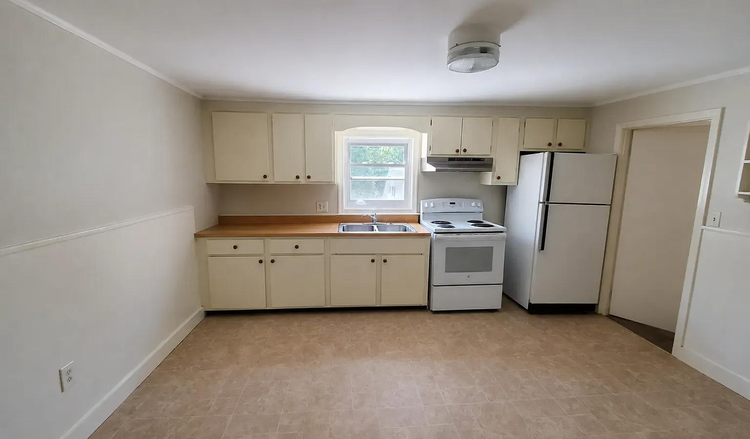 1 bed, $1,400 — Photo 3