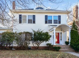 167 Evergreen St, Providence, RI 02906