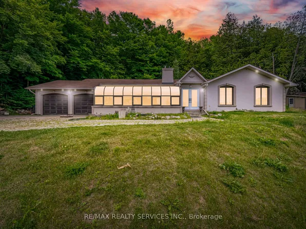 685 King St, Caledon, ON L7C 0S4