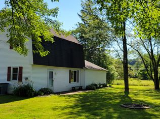 1646 Boies Rd, East Aurora, NY 14052
