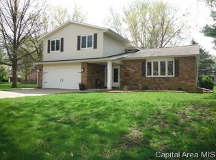 1850 Clark St, Galesburg, IL 61401