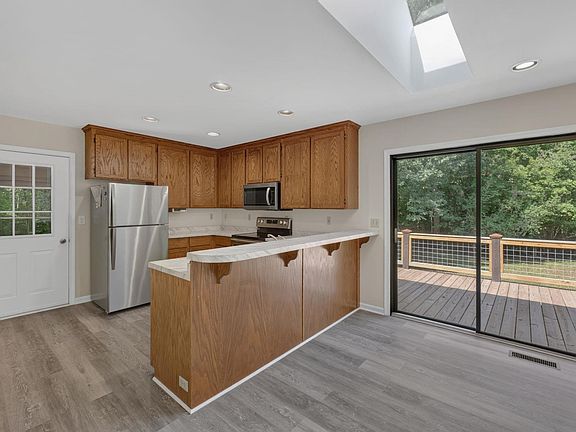 2nd image of 7124 Albevanna Spring Rd
