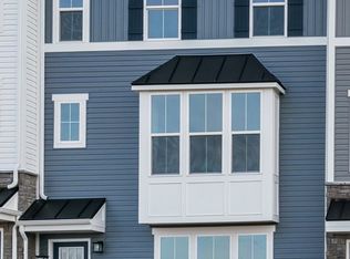 1184 Olivia Dr N, Oakdale, PA 15071